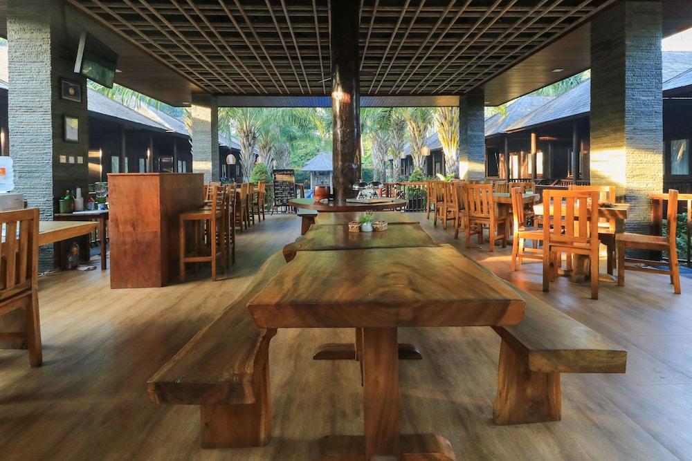 Coconut Boutique Resort Сенггиги Экстерьер фото