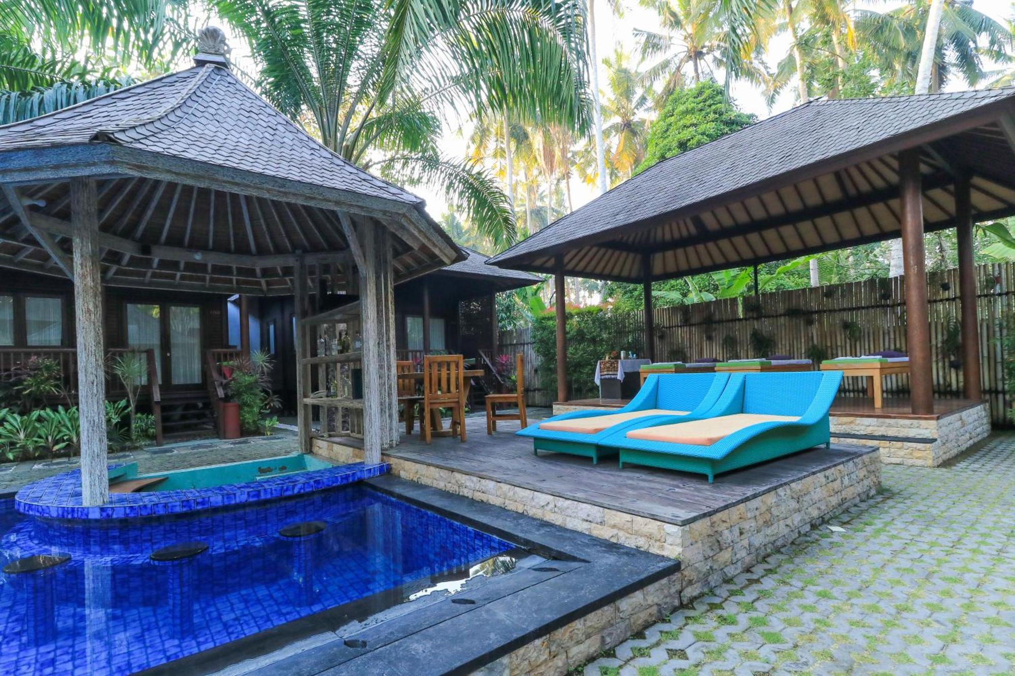 Coconut Boutique Resort Сенггиги Экстерьер фото