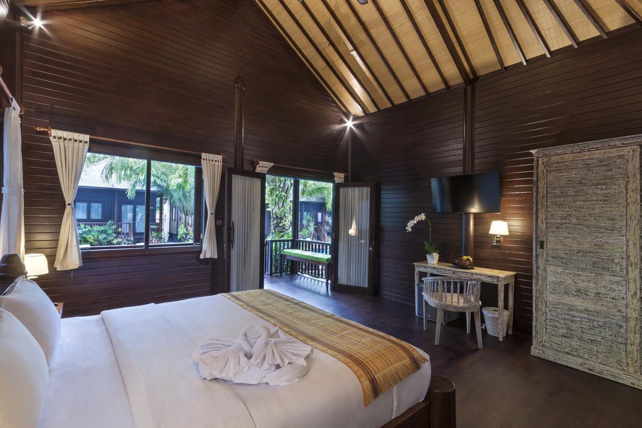 Coconut Boutique Resort Сенггиги Экстерьер фото
