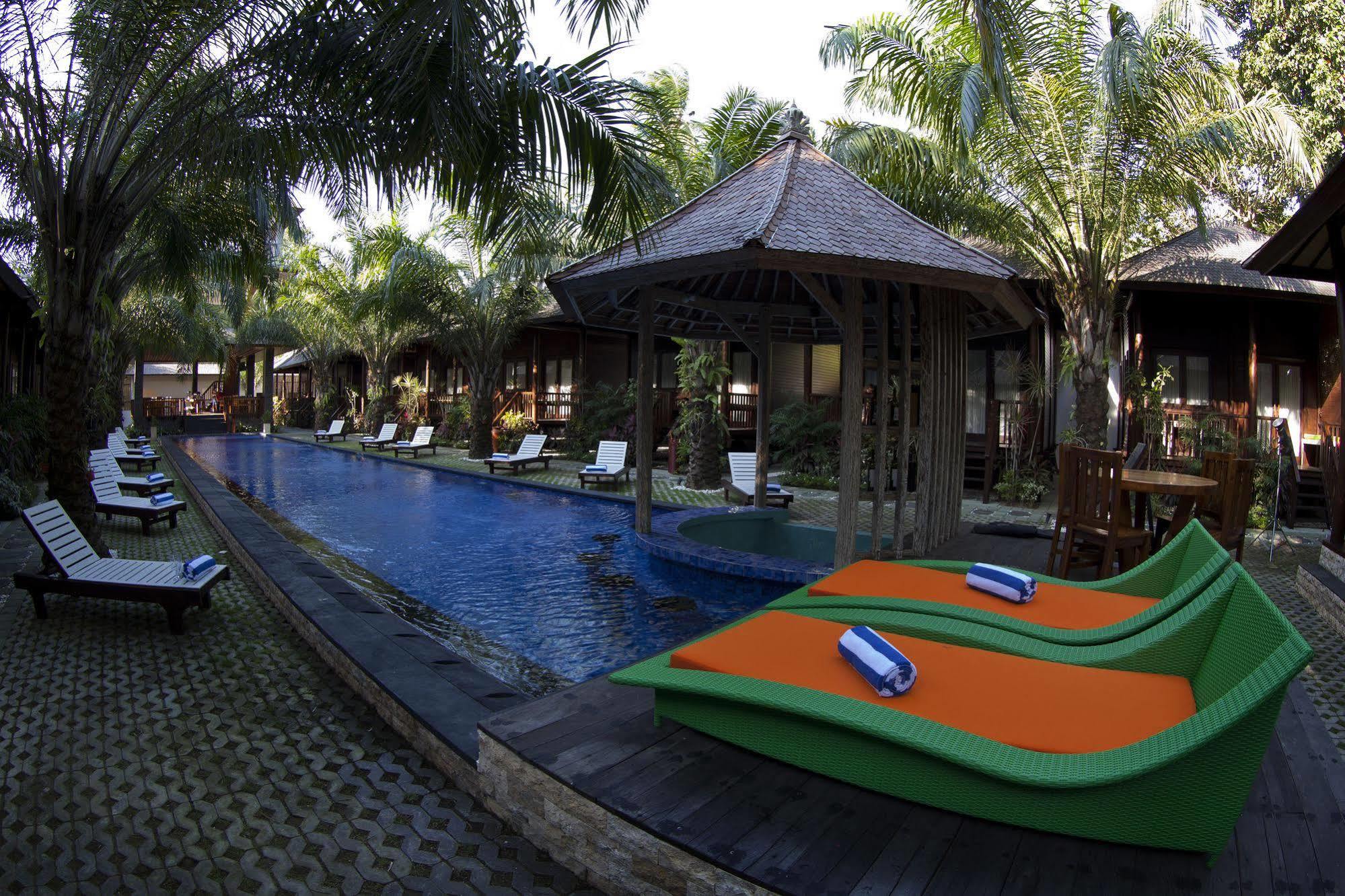 Coconut Boutique Resort Сенггиги Экстерьер фото